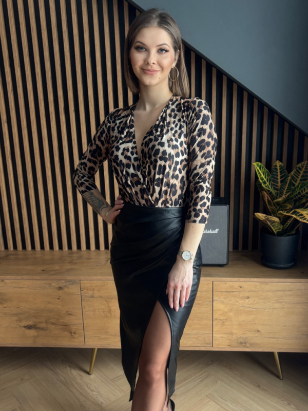 IMG_0388 (1) IMG_0388 (1)