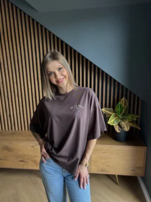 T-shirt de la rose czekoladowy