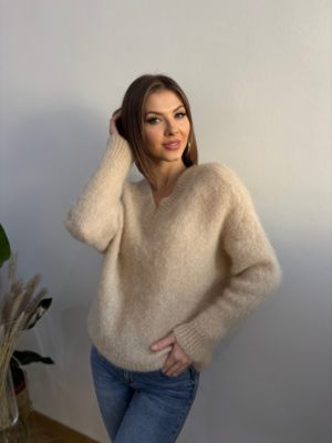 Sweter oversize super kid moher jasny beż