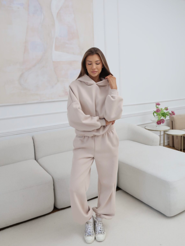 IMG_8621 (1) IMG_8621 (1)